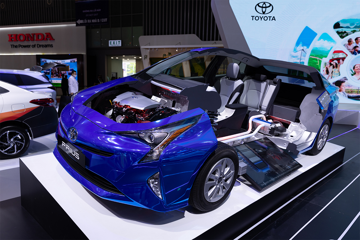 Toyota chứng minh đẳng cấp 'vua xe hơi' gần 100 năm tuổi: Tìm ra cách sản xuất thân xe điện trong vài phút, sẽ bứt tốc khiến loạt startup EV choáng váng